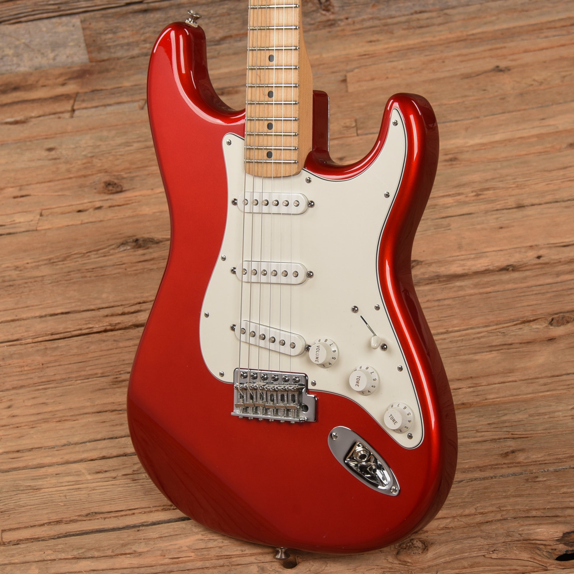 Fender Standard Stratocaster Chrome Red 2007 Electric Guitars / Solid Body