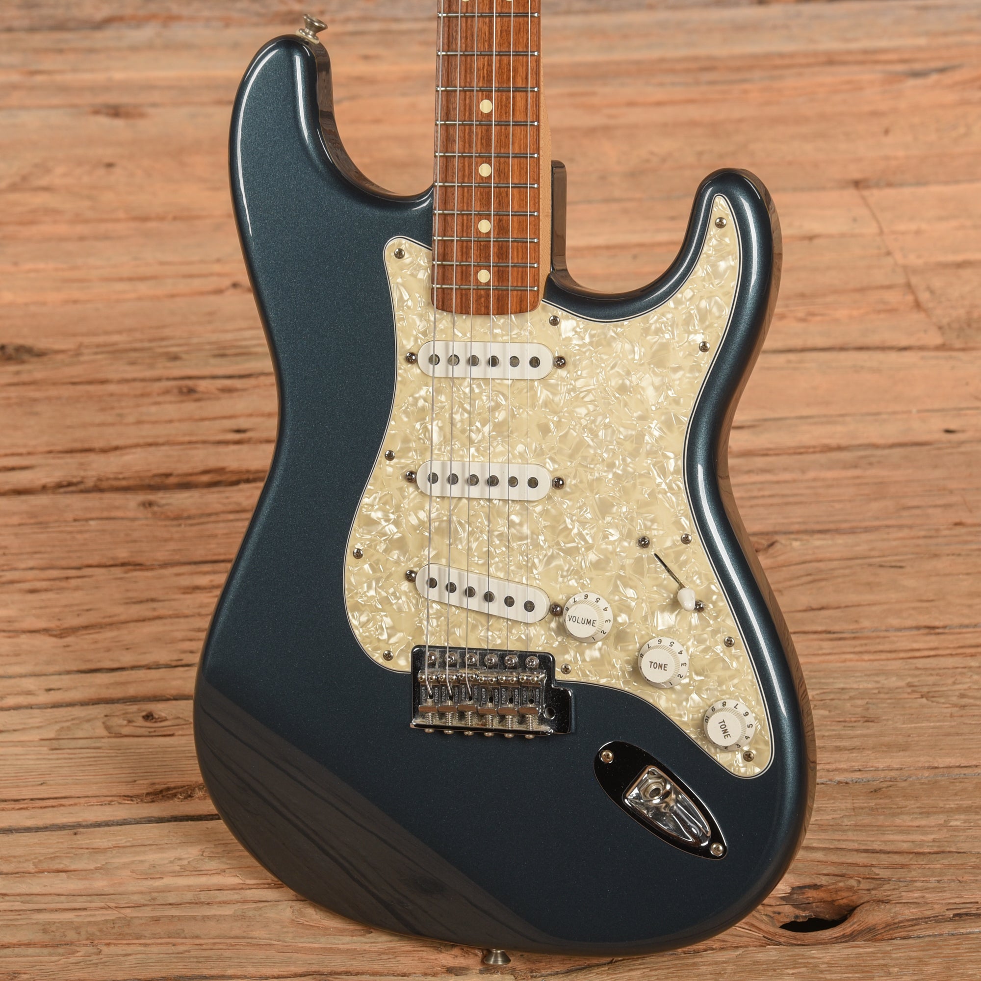 Fender Standard Stratocaster Gunmetal Blue 2001 Electric Guitars / Solid Body