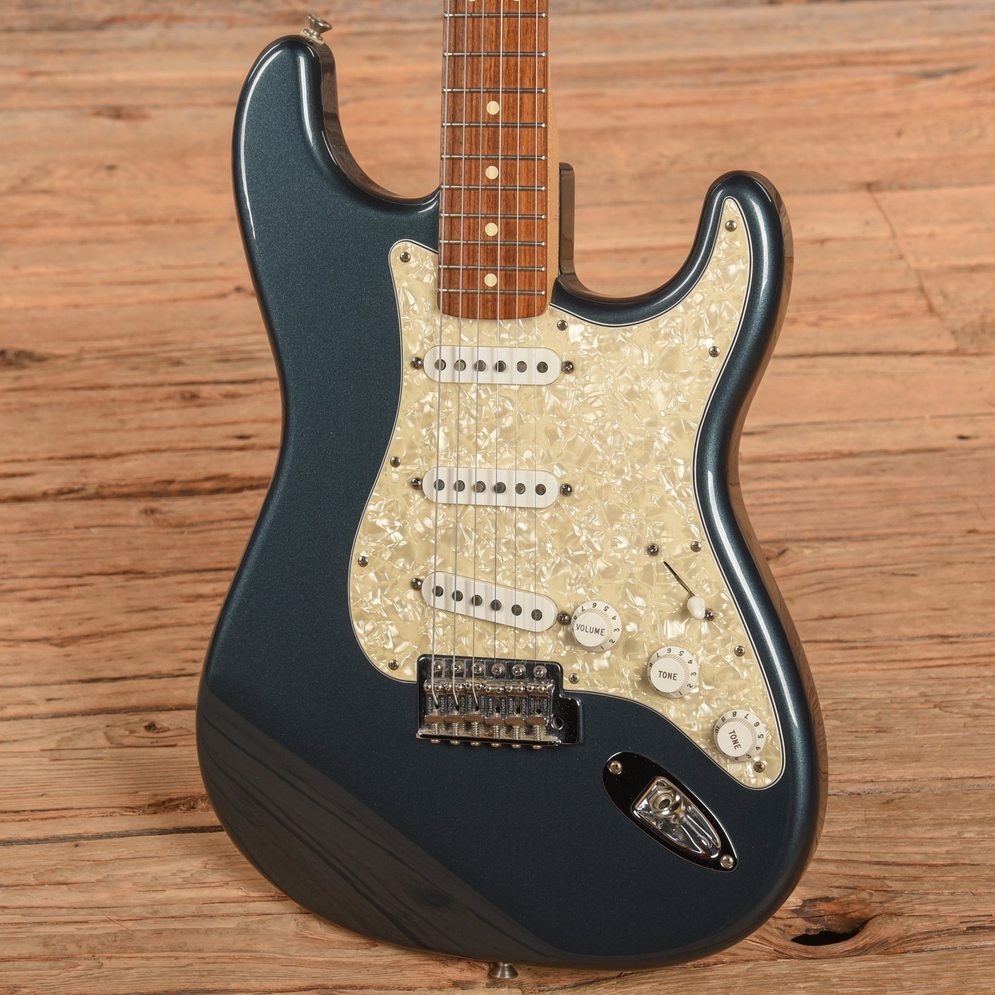 Fender Standard Stratocaster Gunmetal Blue 2001 Electric Guitars / Solid Body