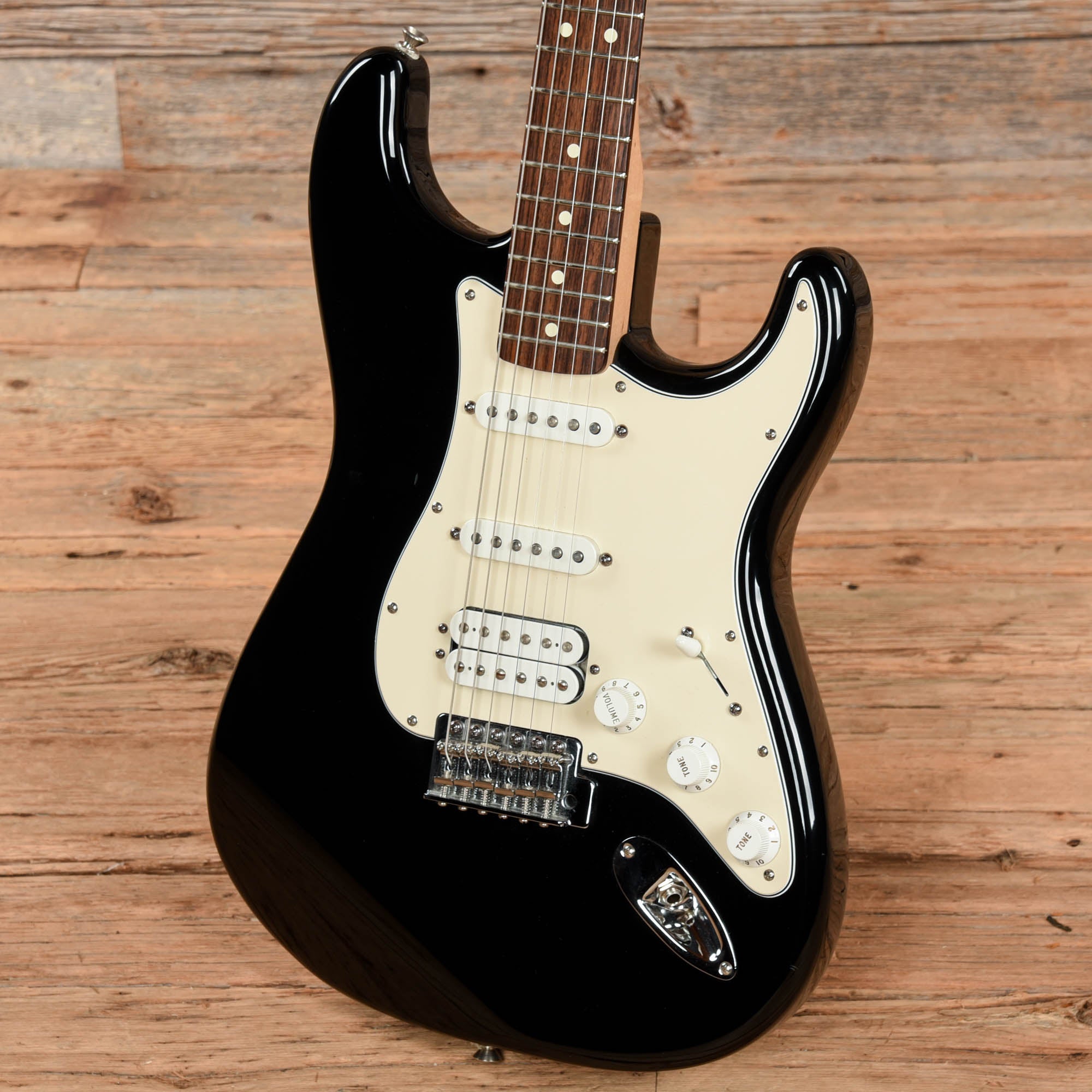 Fender Standard Stratocaster HSS Black 2006 Electric Guitars / Solid Body