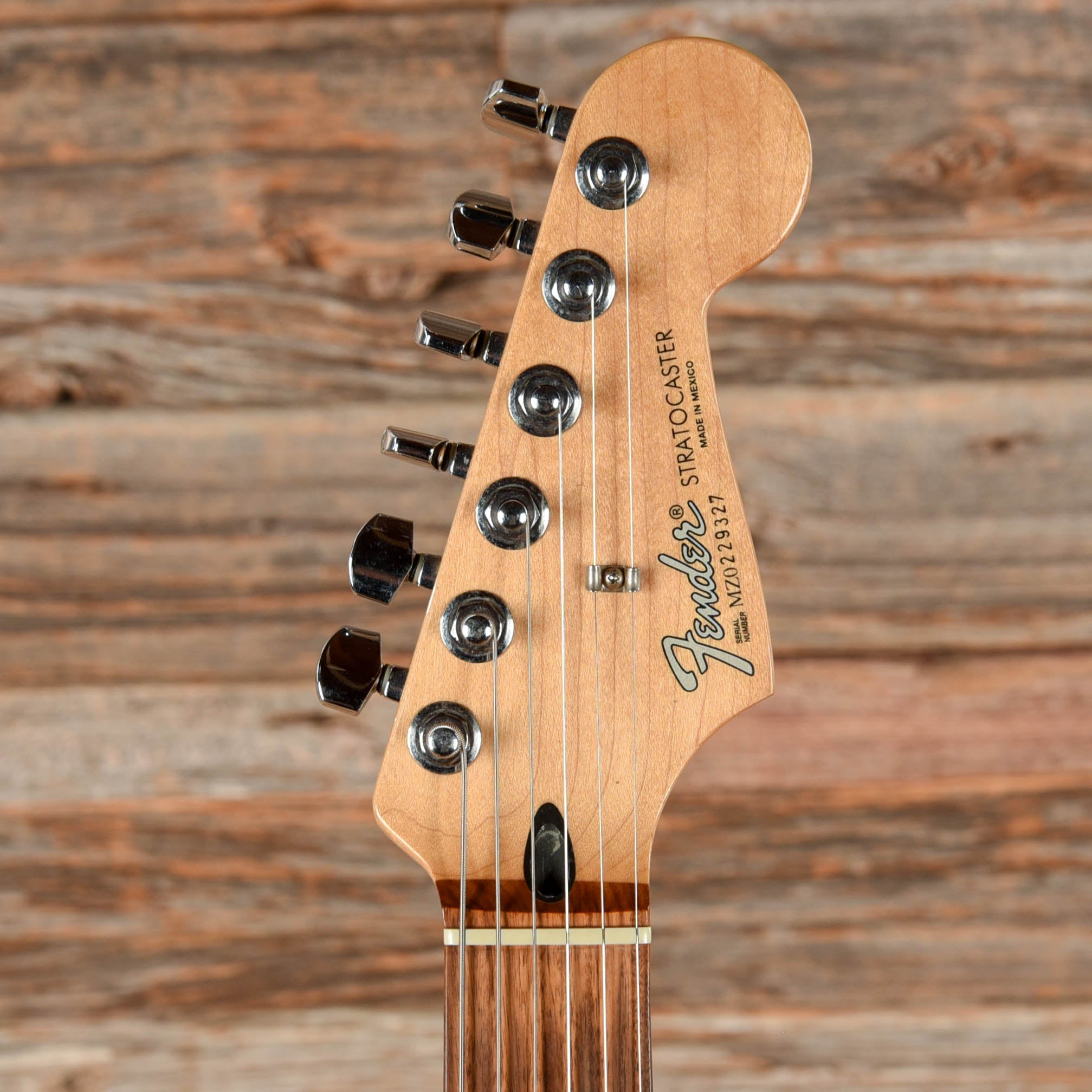 Fender Standard Stratocaster HSS Sunburst 2009 Electric Guitars / Solid Body
