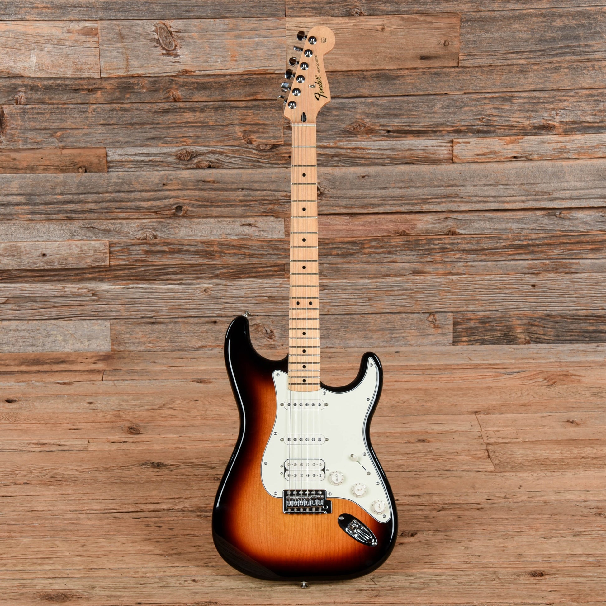 Fender Standard Stratocaster HSS Sunburst 2017 Electric Guitars / Solid Body