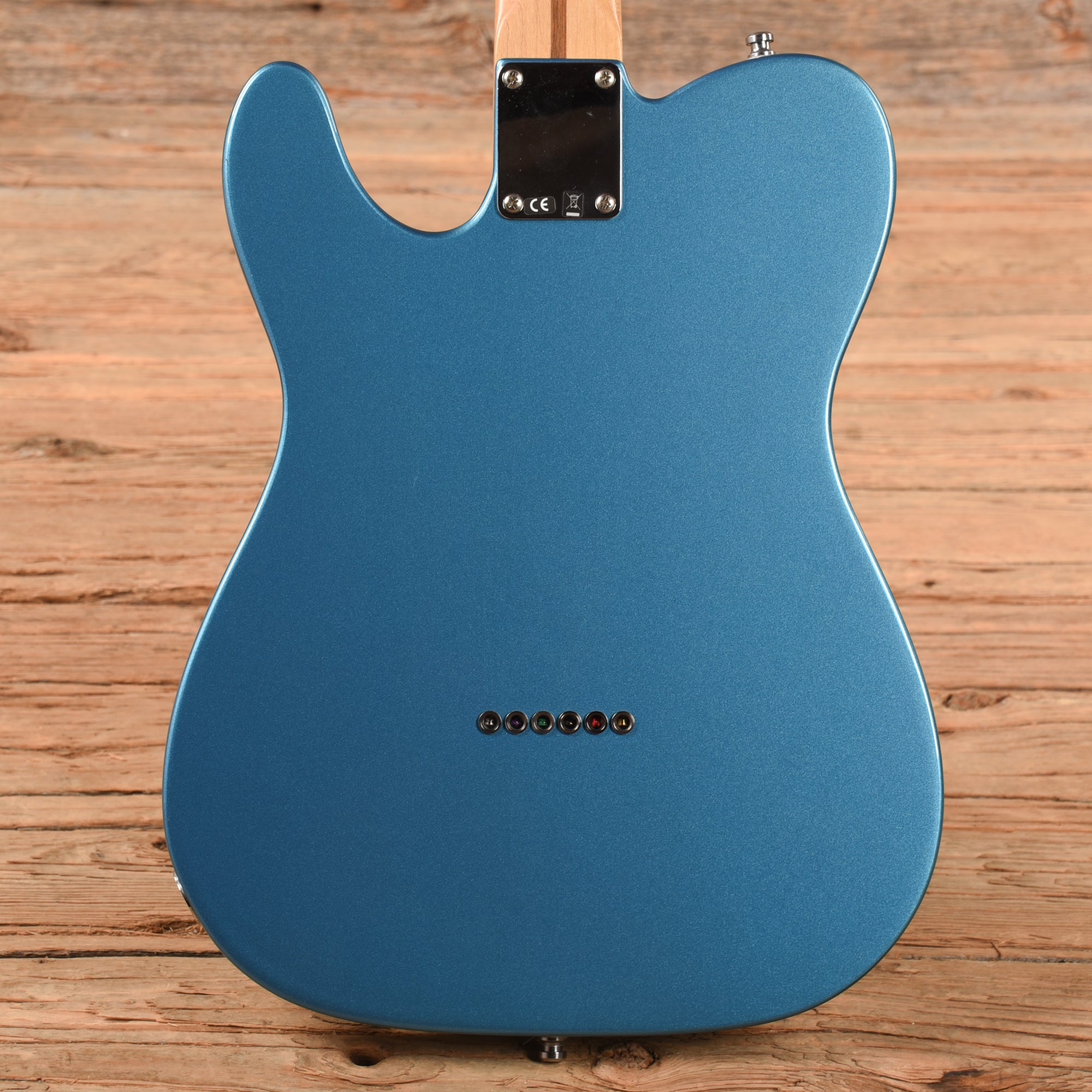 Fender Standard Stratocaster Lake Placid Blue 2014 Electric Guitars / Solid Body