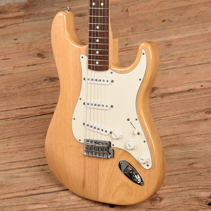 Fender Standard Stratocaster Natural 2004 Electric Guitars / Solid Body