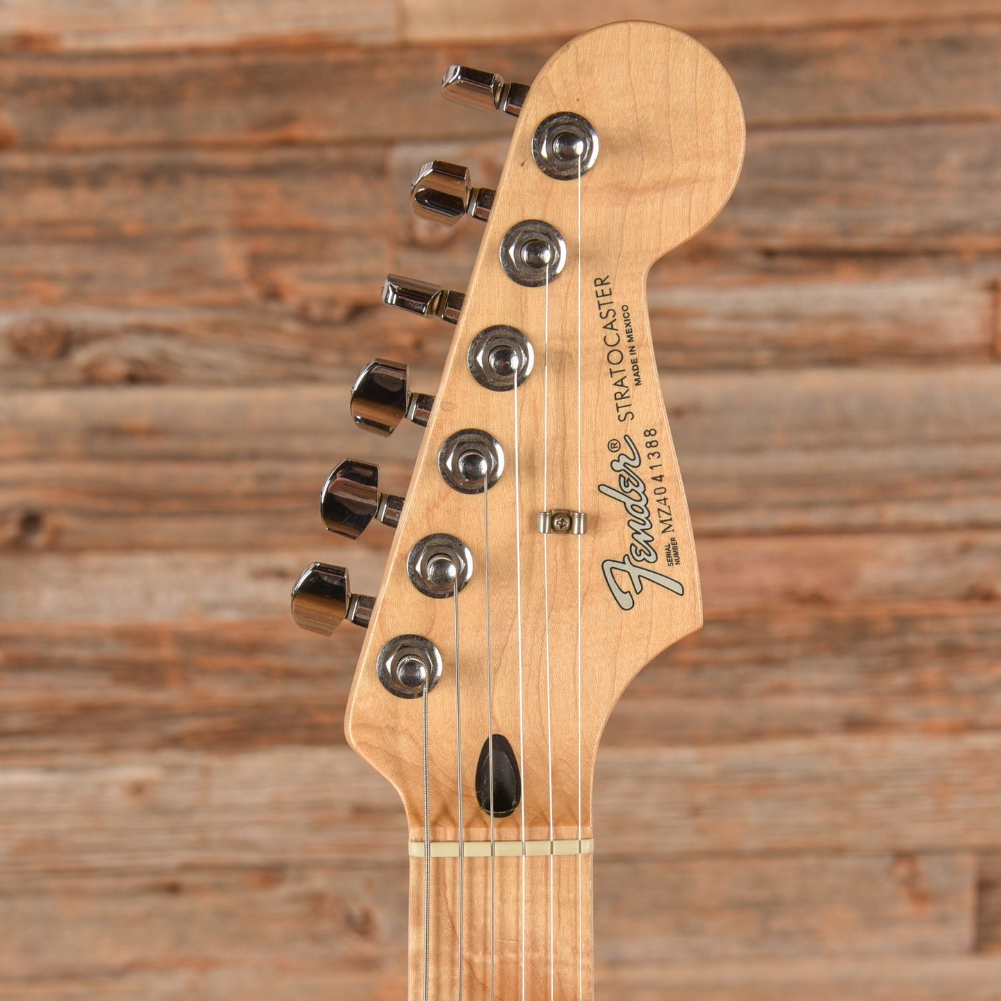 Fender Standard Stratocaster Olympic Pearl 2004 Electric Guitars / Solid Body