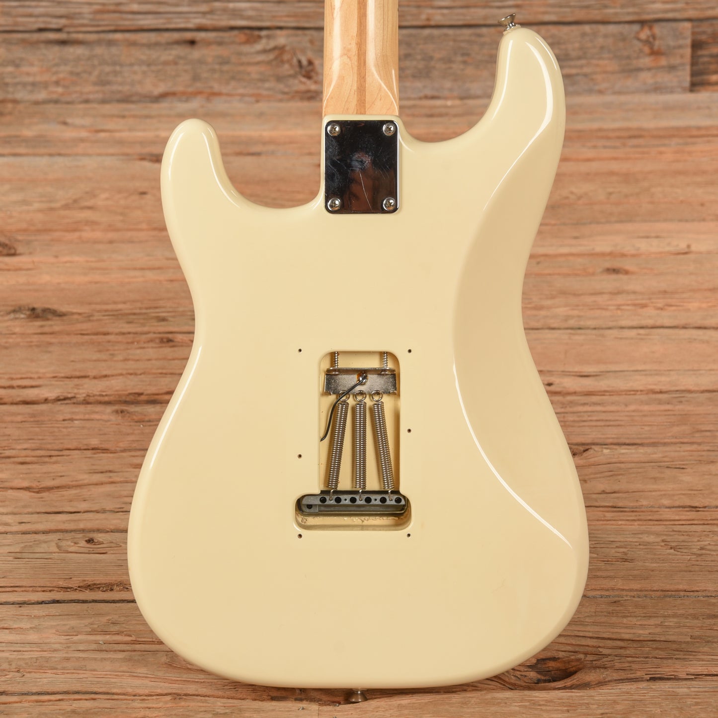 Fender Standard Stratocaster Olympic Pearl 2004 Electric Guitars / Solid Body