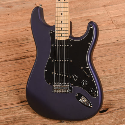 Fender Standard Stratocaster Satin Midnight Blue 2004 Electric Guitars / Solid Body