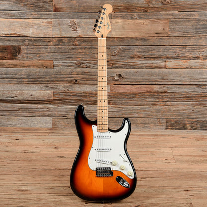 Fender Standard Stratocaster Sunburst 1995 Electric Guitars / Solid Body