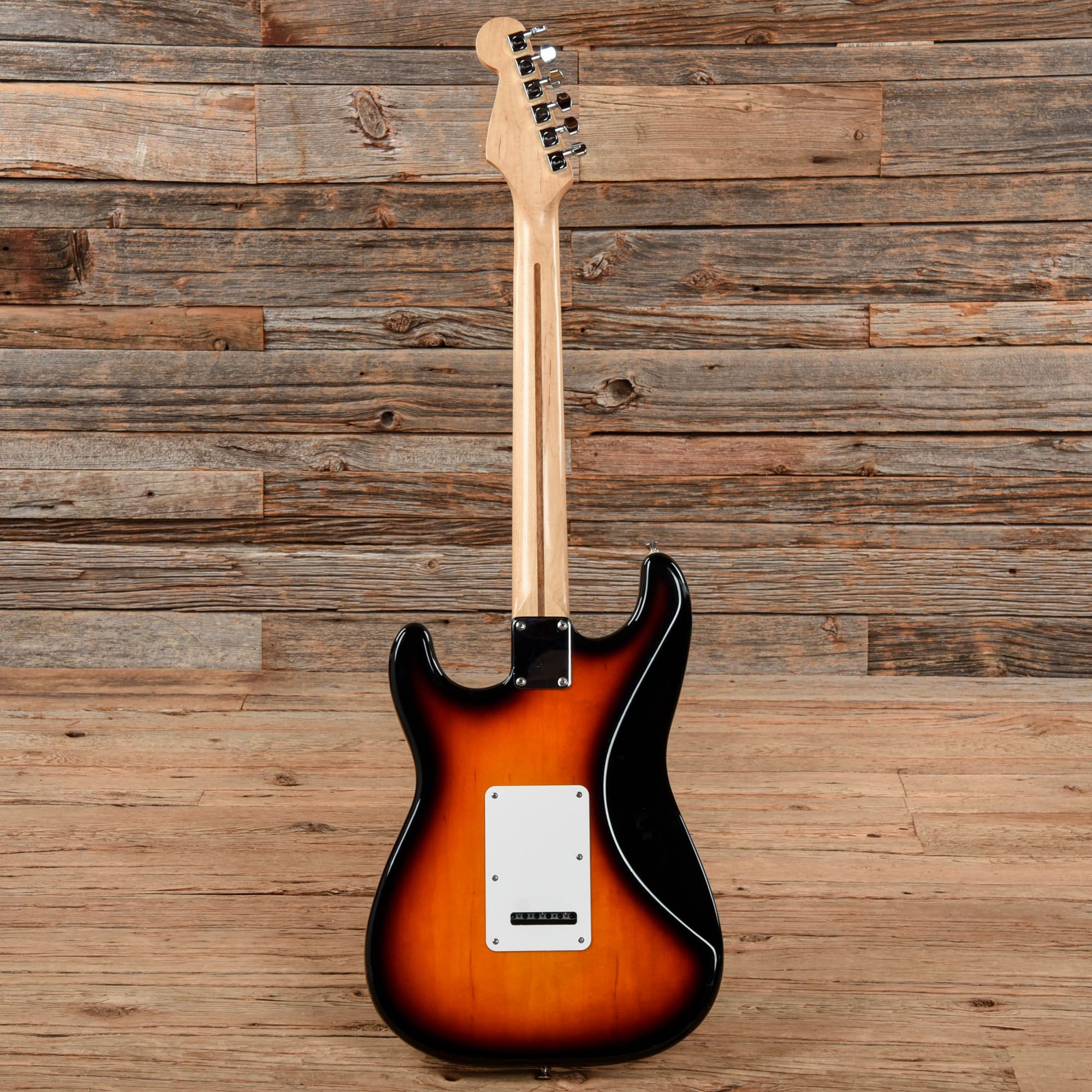 Fender Standard Stratocaster Sunburst 1995 Electric Guitars / Solid Body