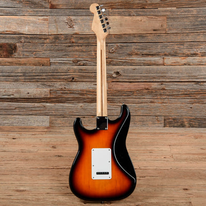 Fender Standard Stratocaster Sunburst 1995 Electric Guitars / Solid Body