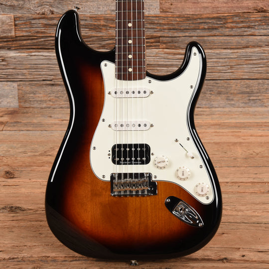 Fender Standard Stratocaster Sunburst 1996 Electric Guitars / Solid Body