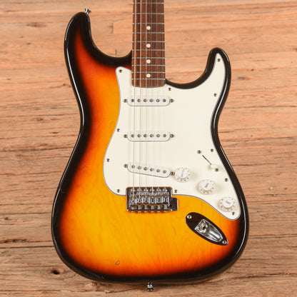 Fender Standard Stratocaster Sunburst 2001 Electric Guitars / Solid Body