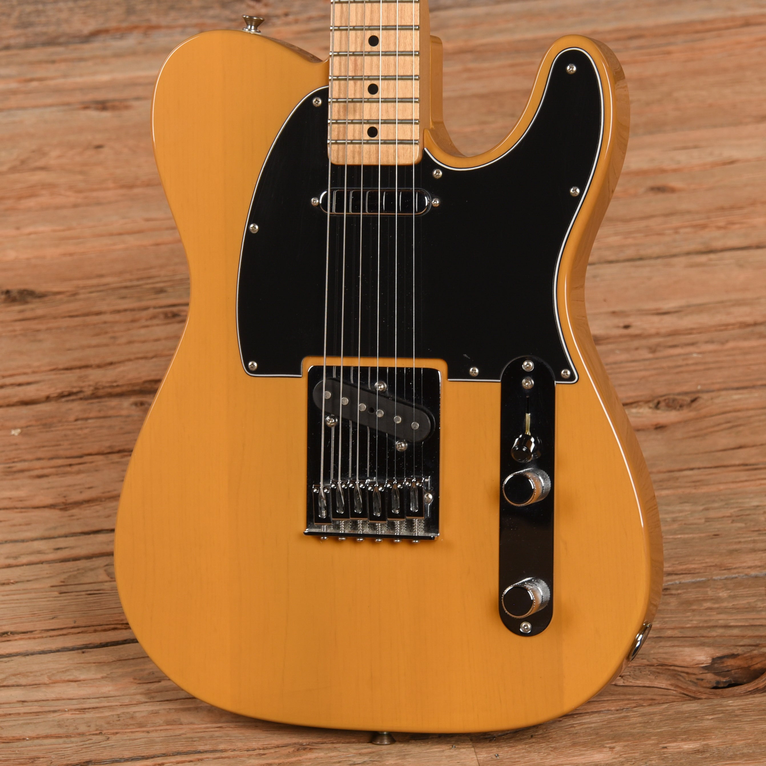 Fender Standard Telecaster Butterscotch Blonde 2017 Electric Guitars / Solid Body