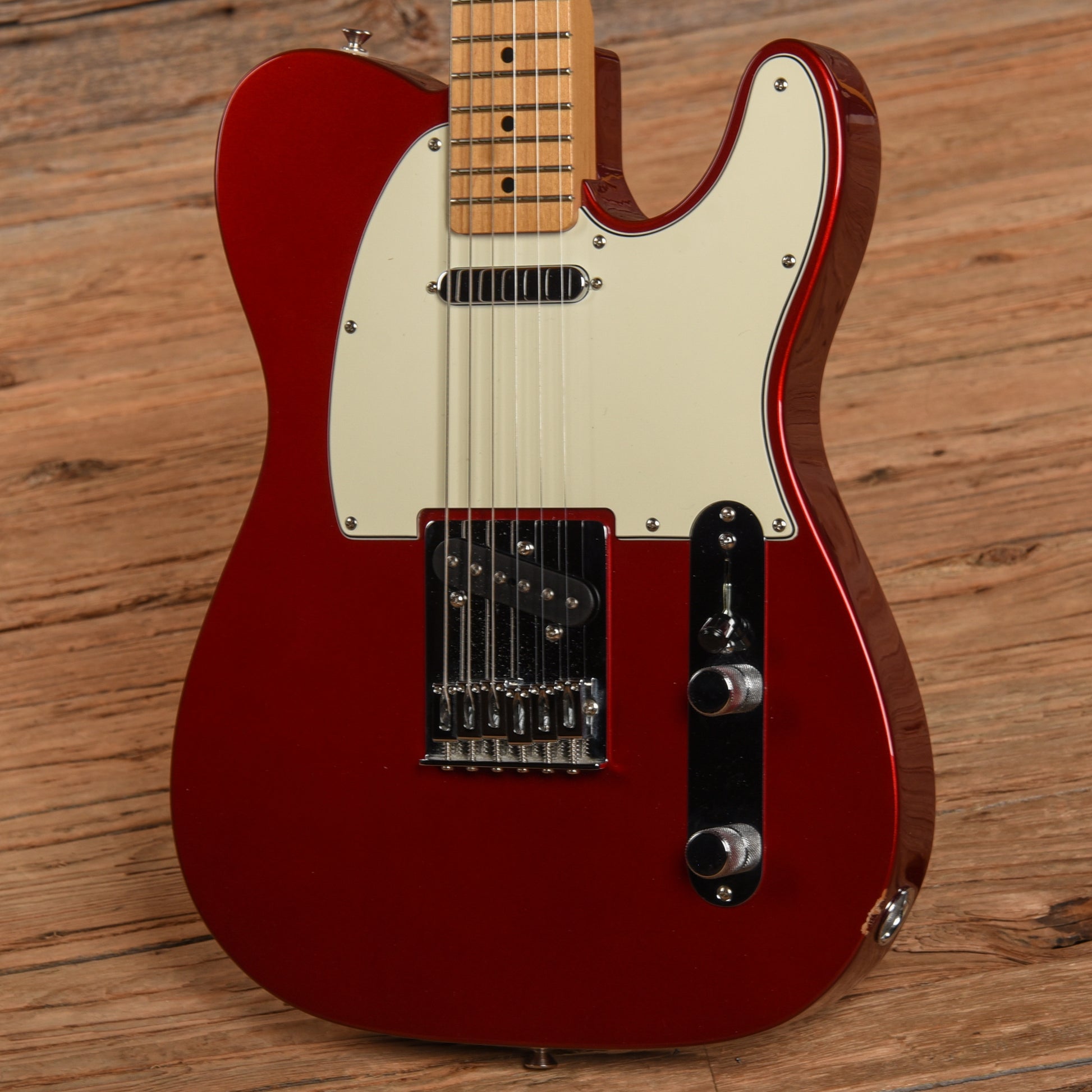 Fender Standard Telecaster Candy Apple Red 2016 Electric Guitars / Solid Body