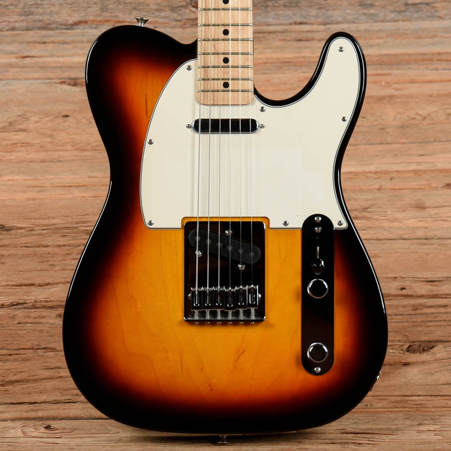 Fender Standard Telecaster Sunburst 2004 Electric Guitars / Solid Body