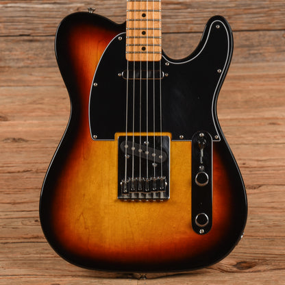 Fender Standard Telecaster Sunburst 2011 Electric Guitars / Solid Body