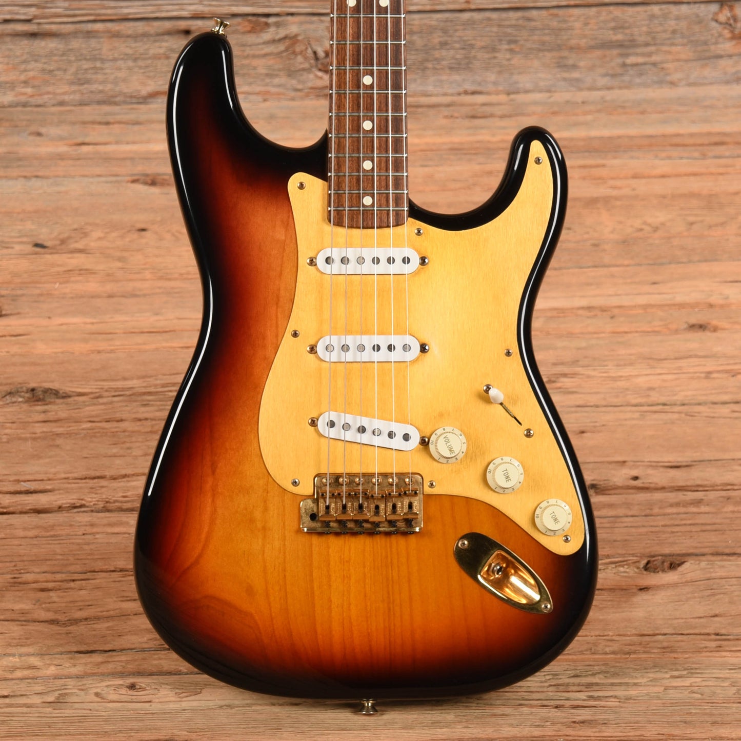 Fender Stevie Ray Vaughan Stratocaster Sunburst 1995 Electric Guitars / Solid Body