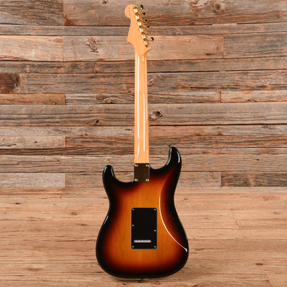 Fender Stevie Ray Vaughan Stratocaster Sunburst 2004 Electric Guitars / Solid Body