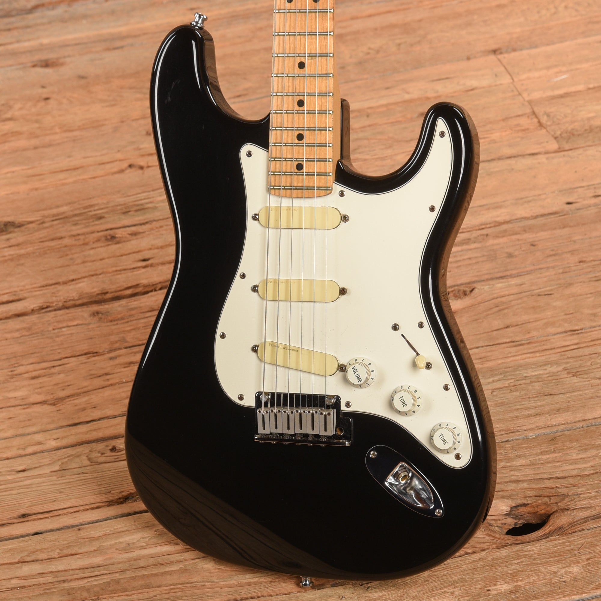 Fender Strat Plus Black 1988 Electric Guitars / Solid Body