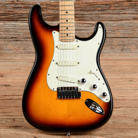 Fender Strat Plus Sunburst 1993 Electric Guitars / Solid Body