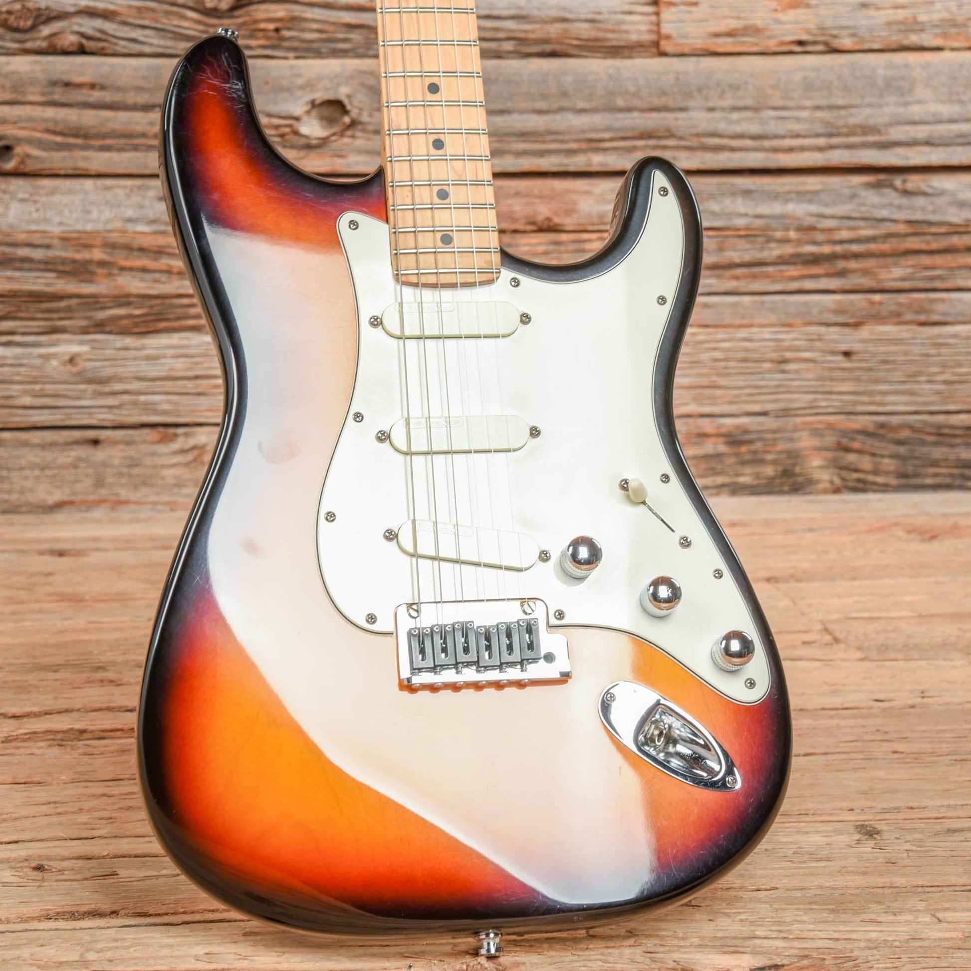 Fender Strat Plus Sunburst 1993 Electric Guitars / Solid Body