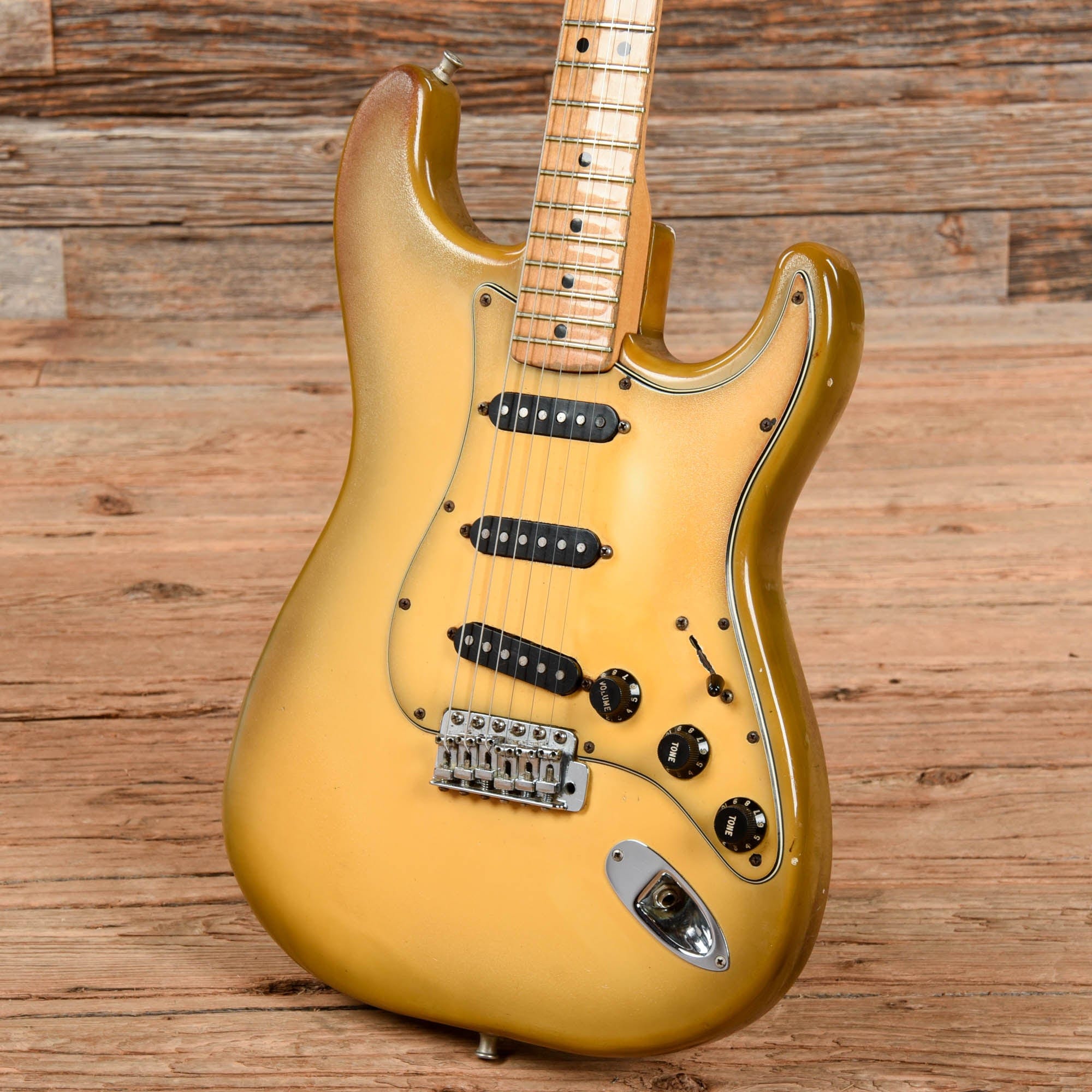 Fender Stratocaster Antigua 1980 Electric Guitars / Solid Body