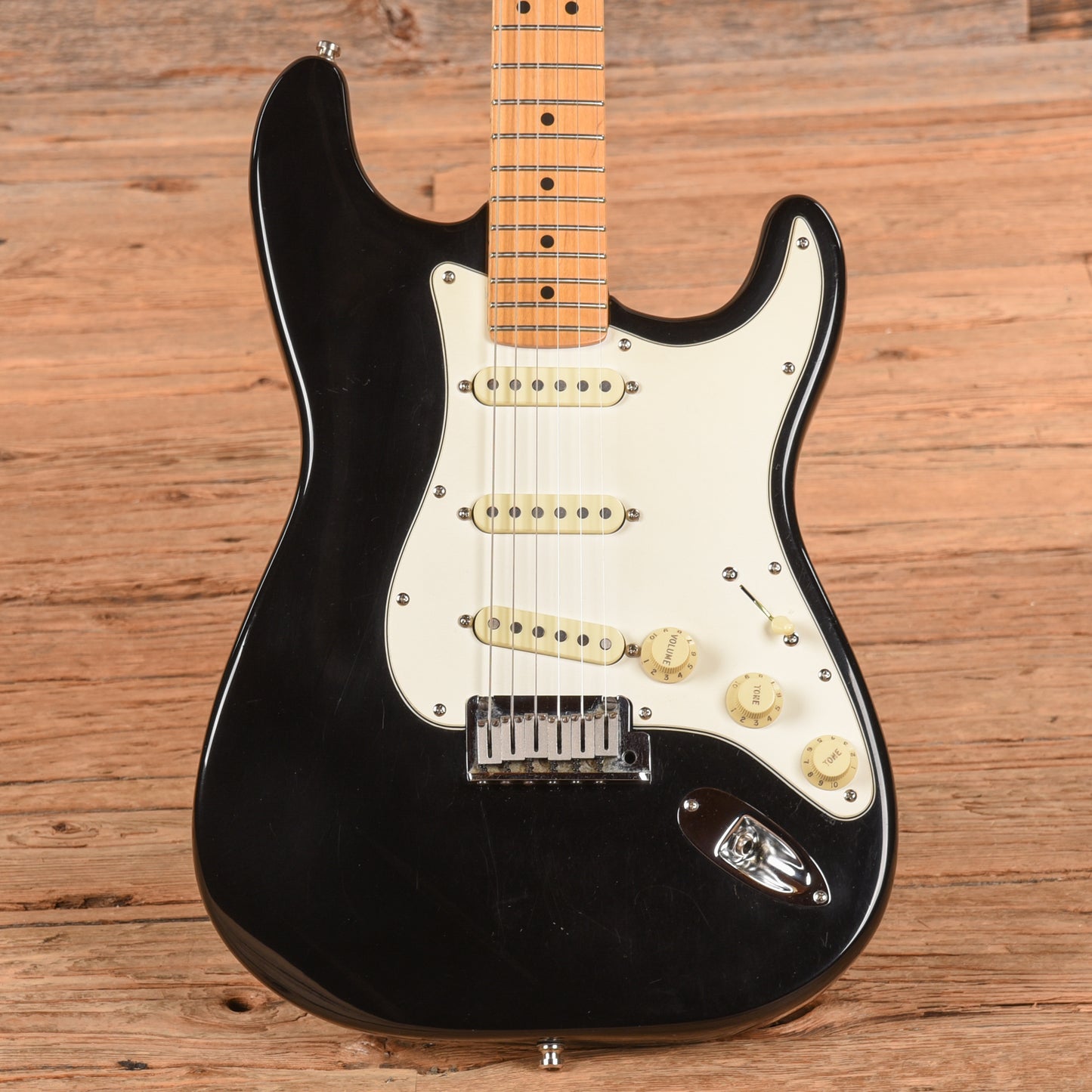 Fender Stratocaster Black Electric Guitars / Solid Body