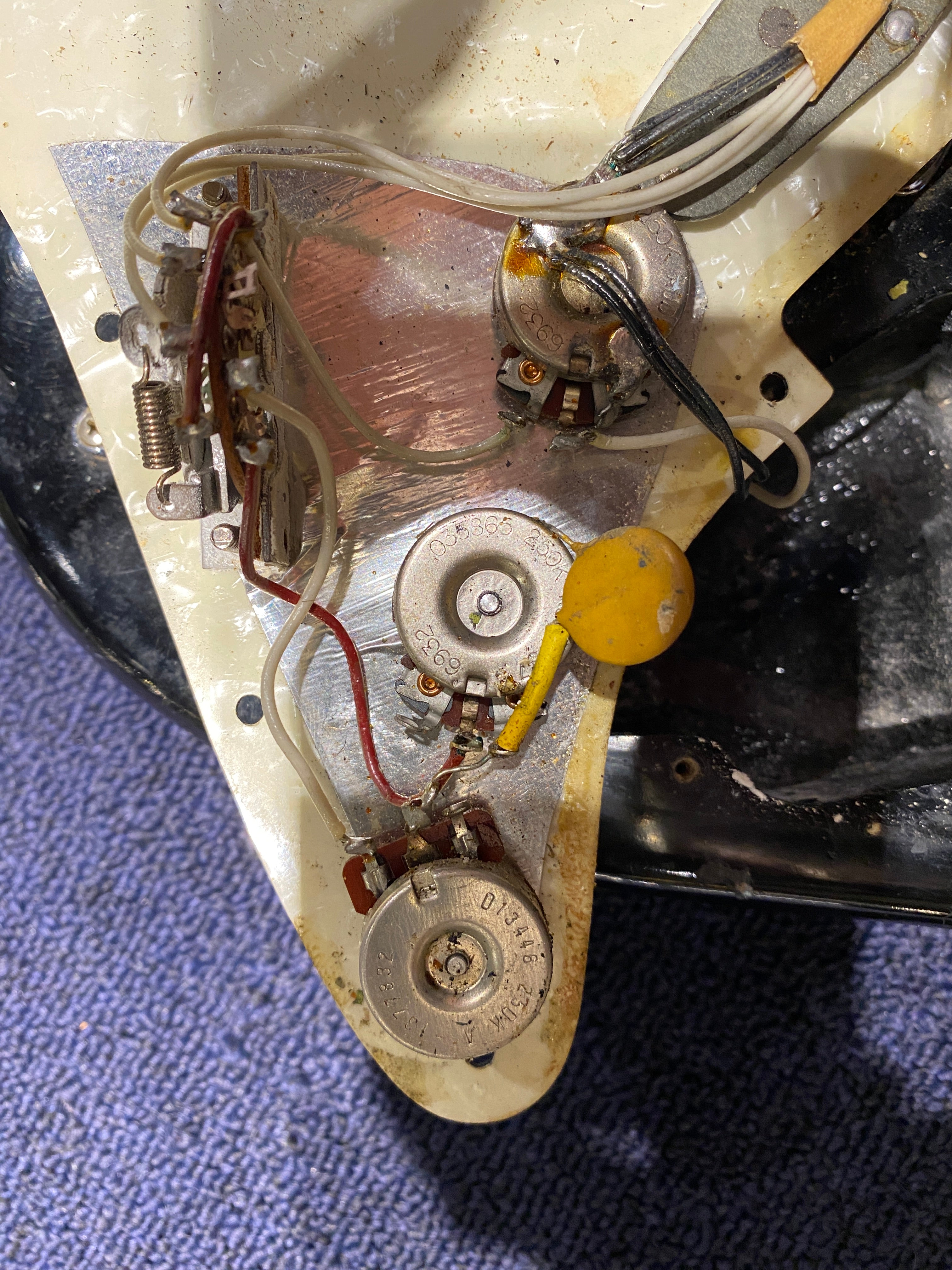 Fender Stratocaster Black Refin 1969 Electric Guitars / Solid Body