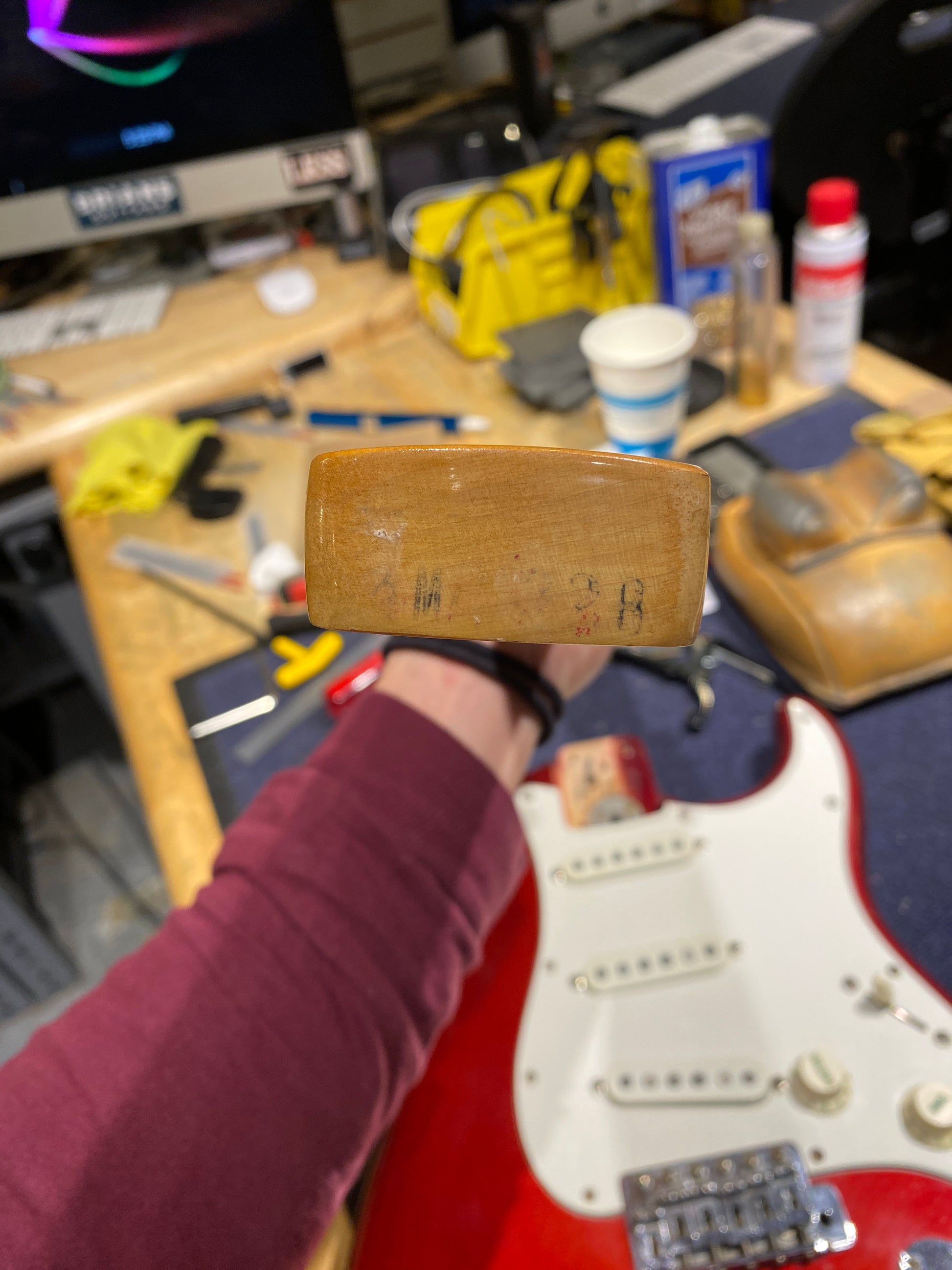 Fender Stratocaster Candy Apple Red 1972 Electric Guitars / Solid Body
