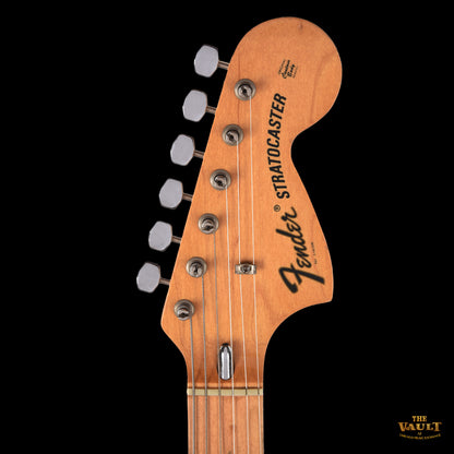 Fender Stratocaster Candy Apple Red 1972 Electric Guitars / Solid Body