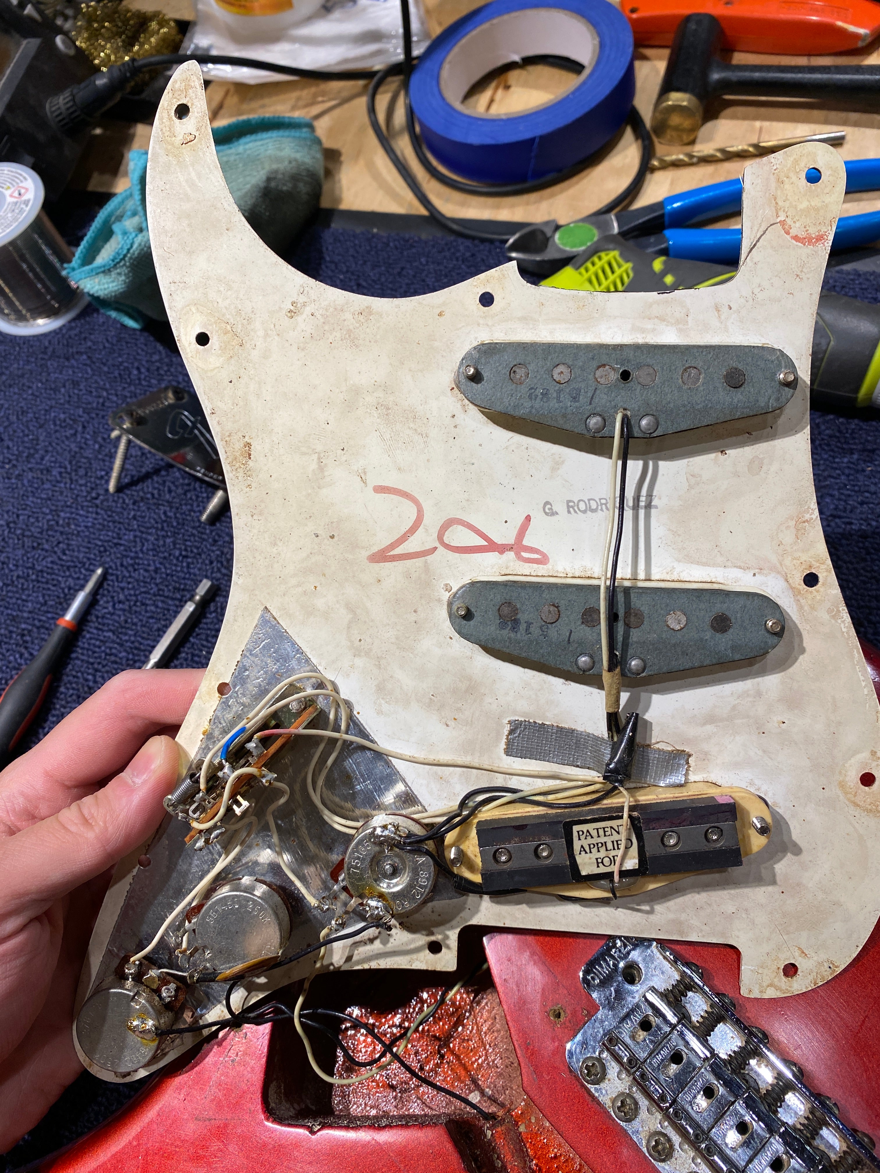 Fender Stratocaster Candy Apple Red 1972 Electric Guitars / Solid Body