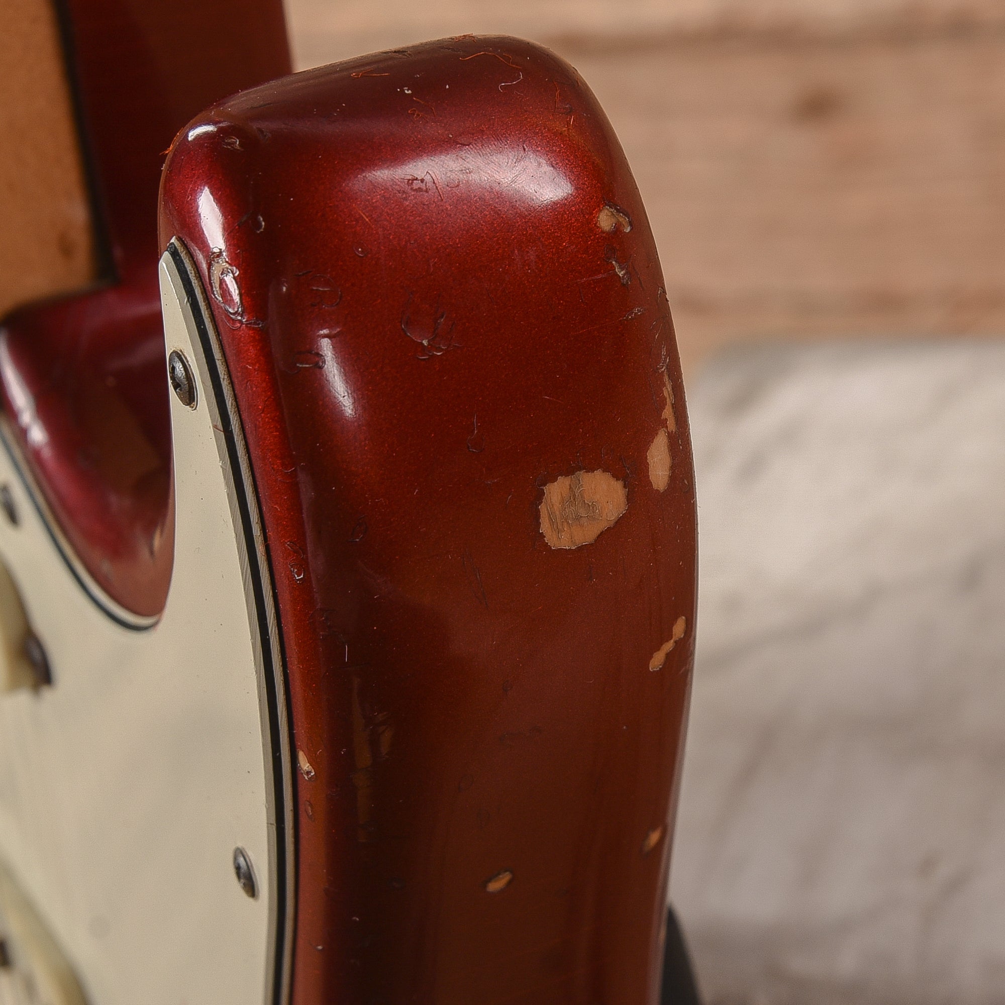 Fender Stratocaster Candy Apple Red 1972 Electric Guitars / Solid Body