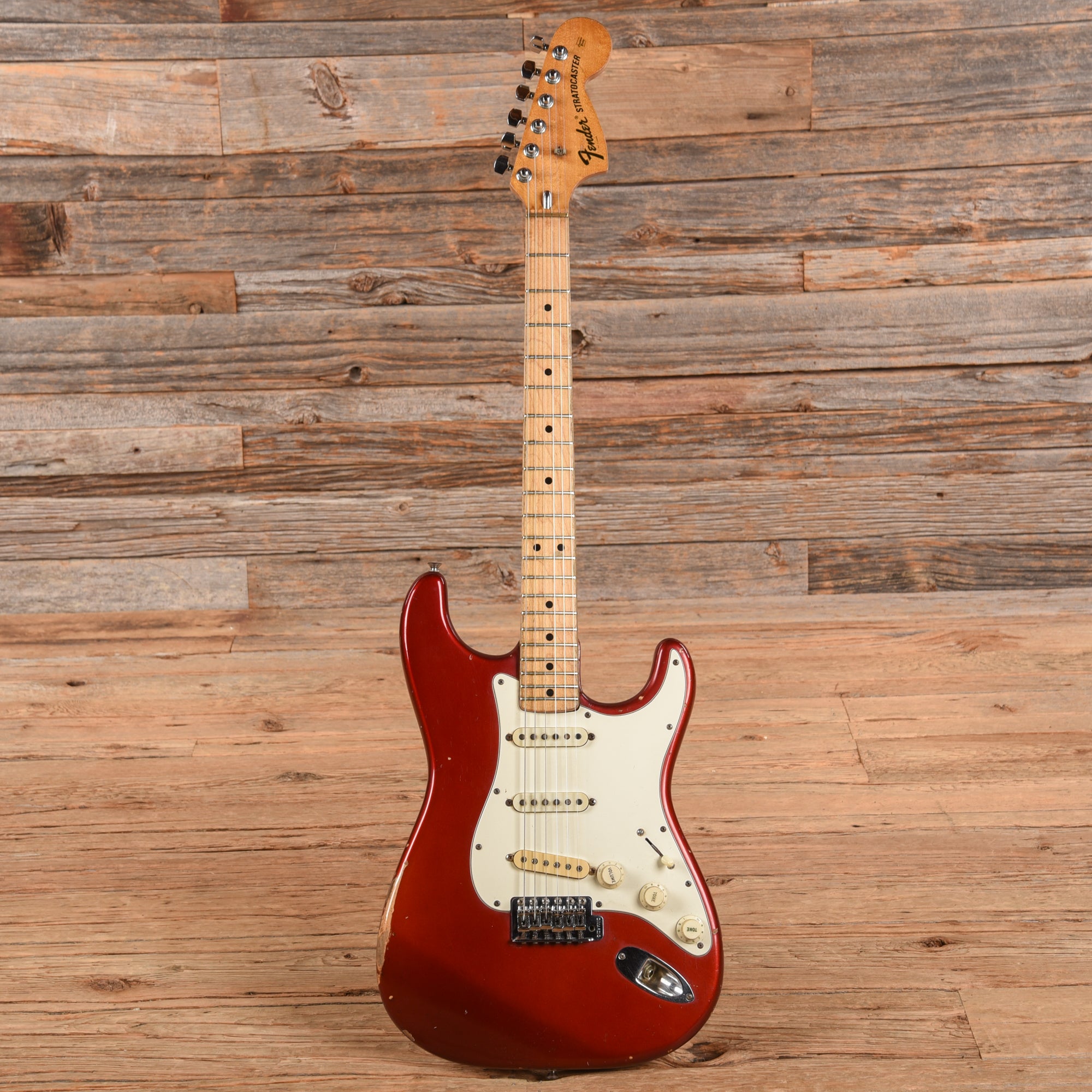 Fender Stratocaster Candy Apple Red 1972 Electric Guitars / Solid Body