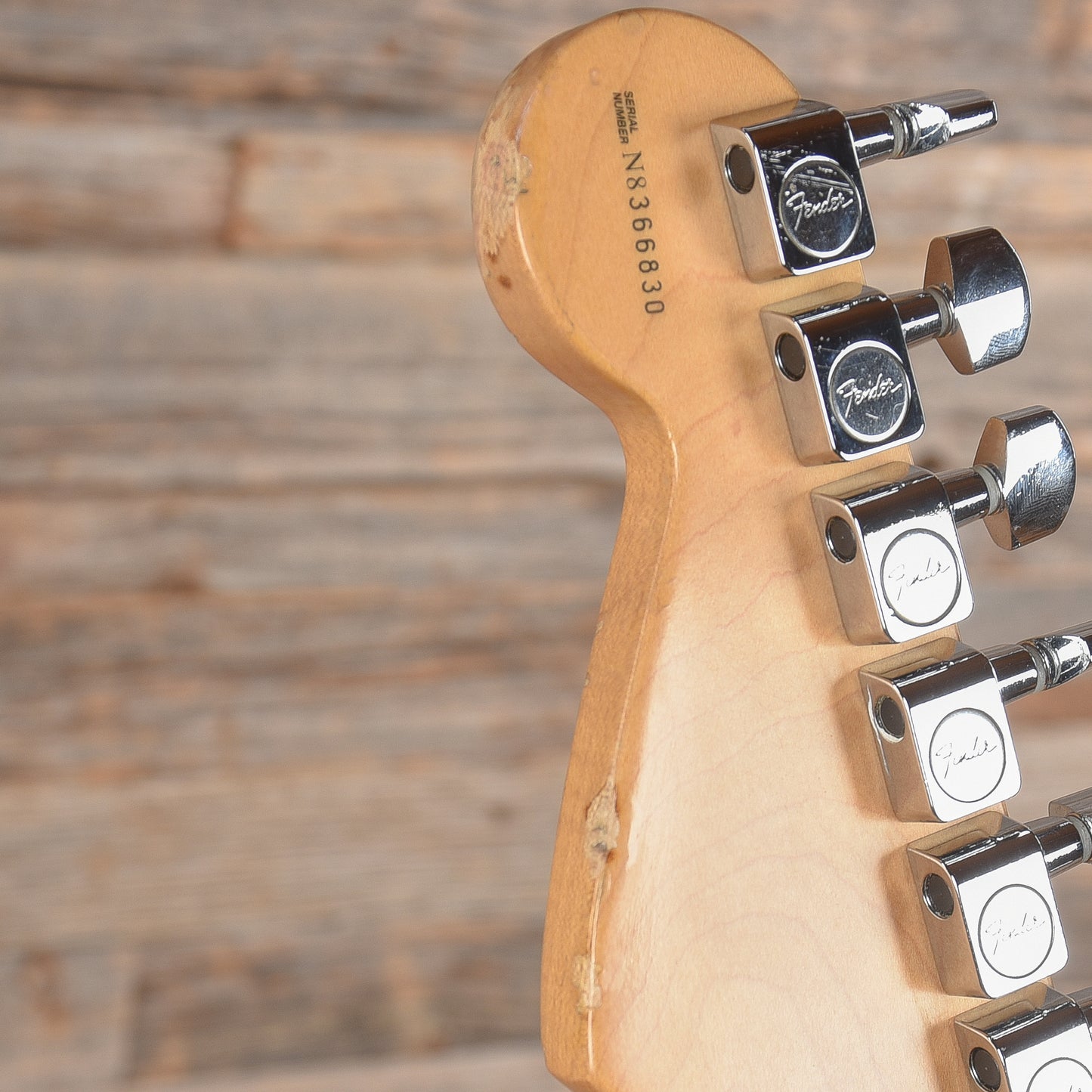 Fender Stratocaster Champagne 1998 Electric Guitars / Solid Body