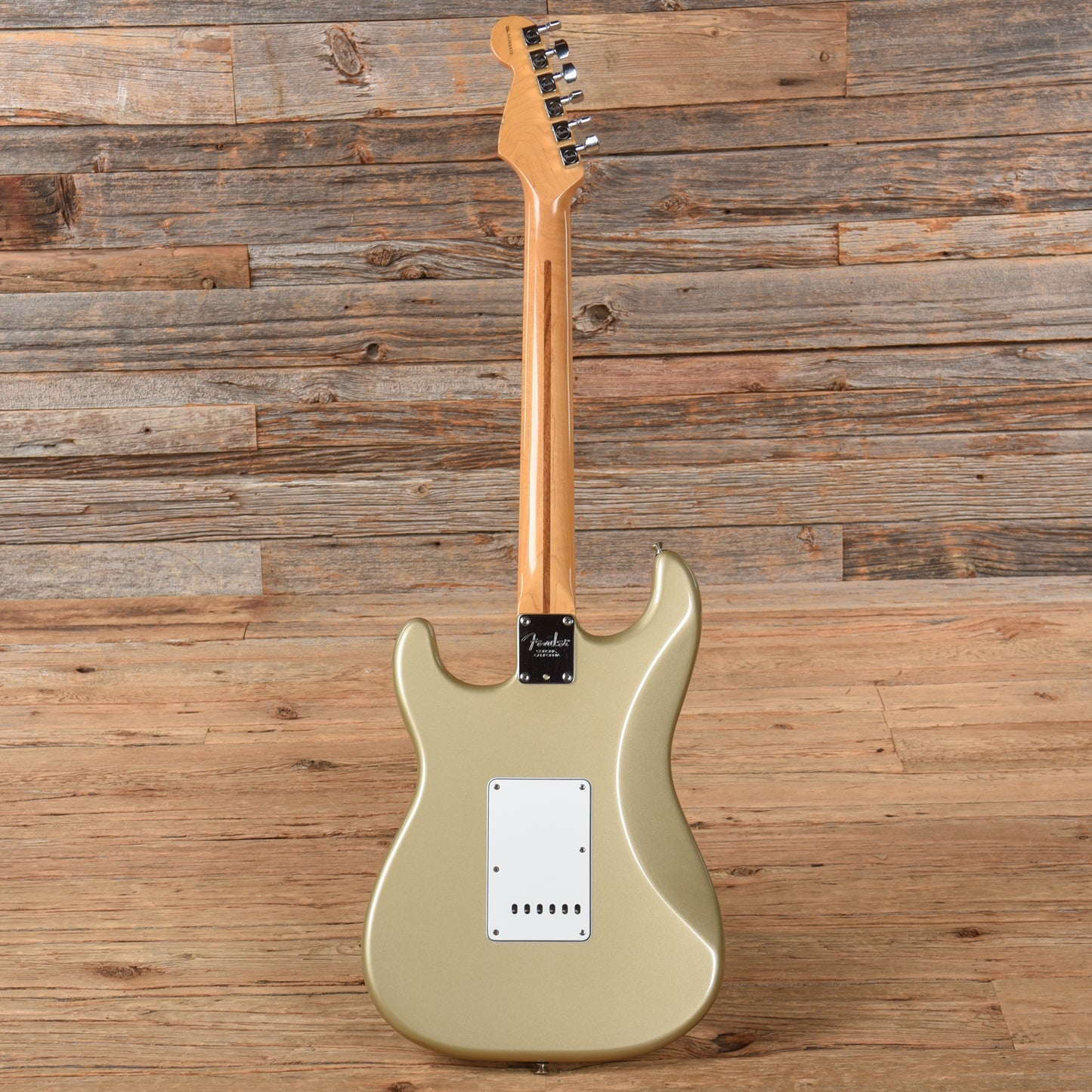 Fender Stratocaster Champagne 1998 Electric Guitars / Solid Body