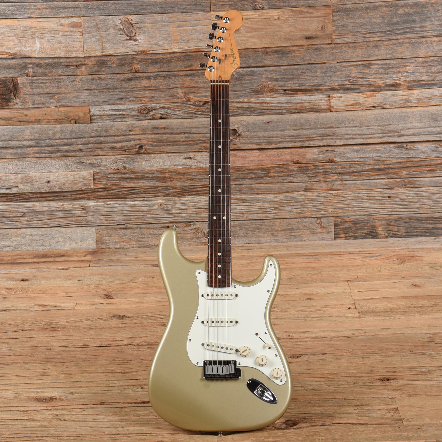 Fender Stratocaster Champagne 1998 Electric Guitars / Solid Body