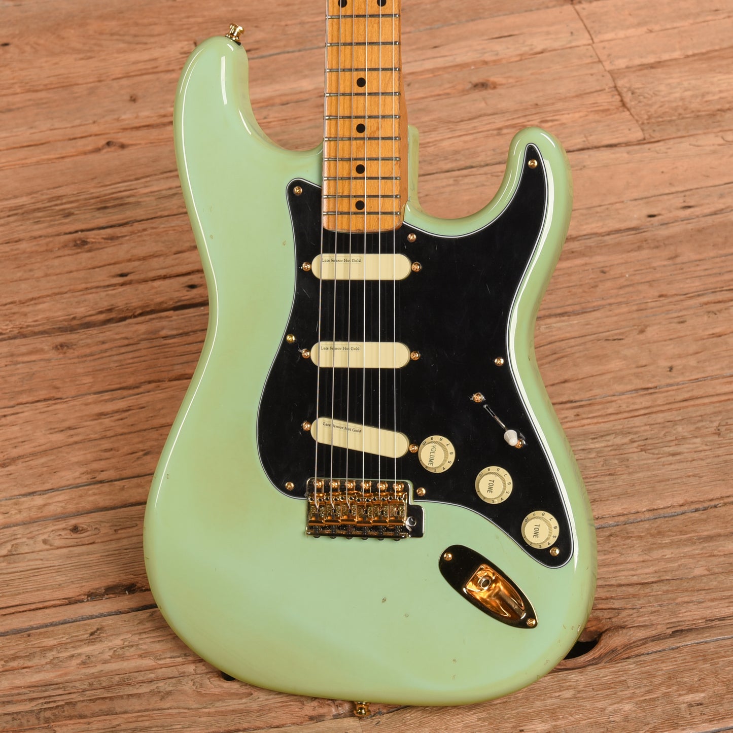 Fender Stratocaster Daphne Blue Electric Guitars / Solid Body