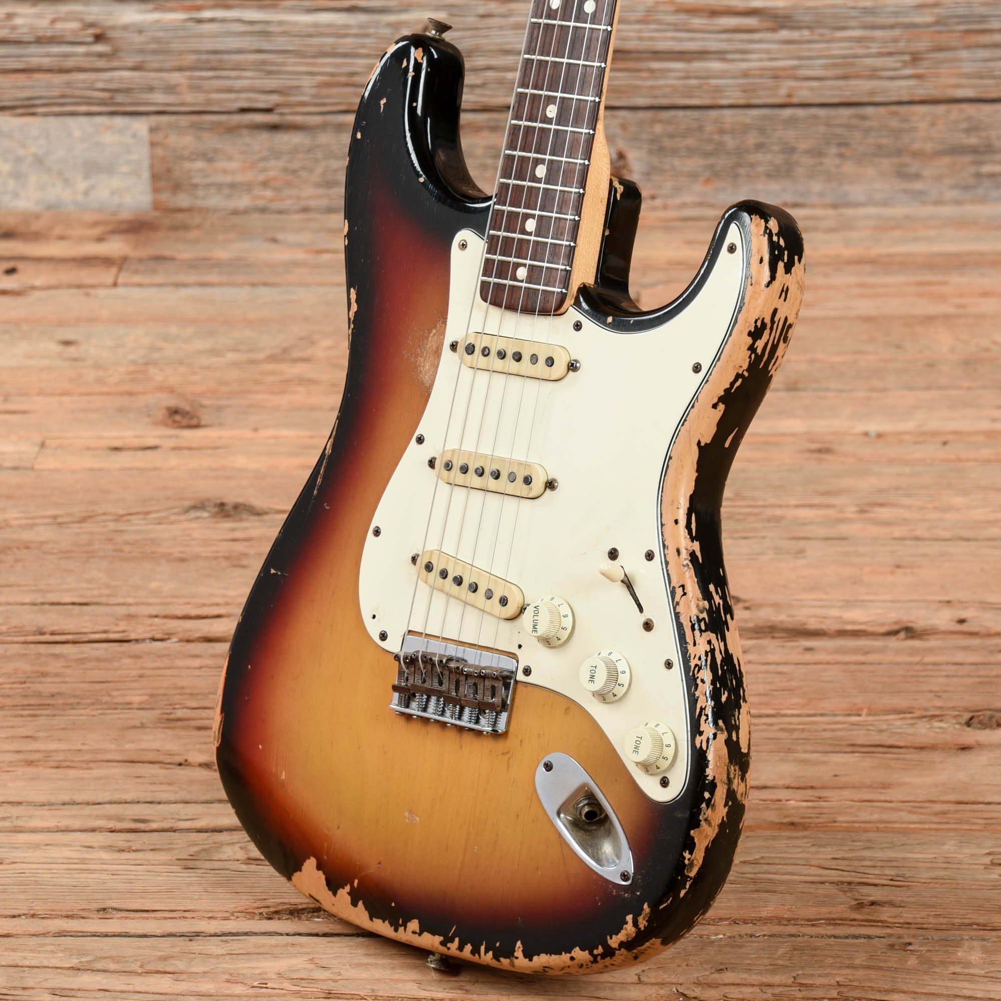 Fender Stratocaster Hardtail Sunburt 1972 Electric Guitars / Solid Body