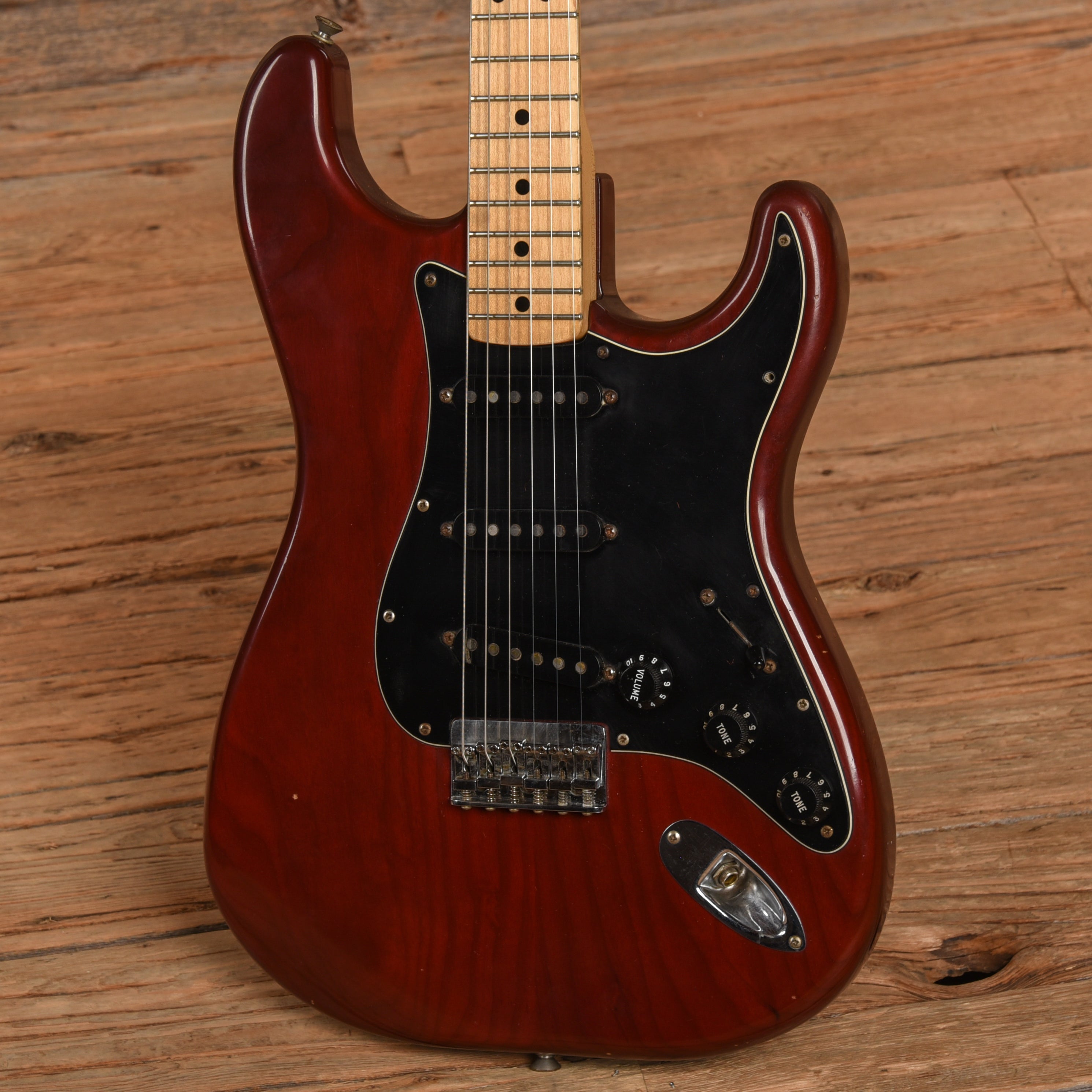 Fender Stratocaster Hardtail Wine 1978 Electric Guitars / Solid Body