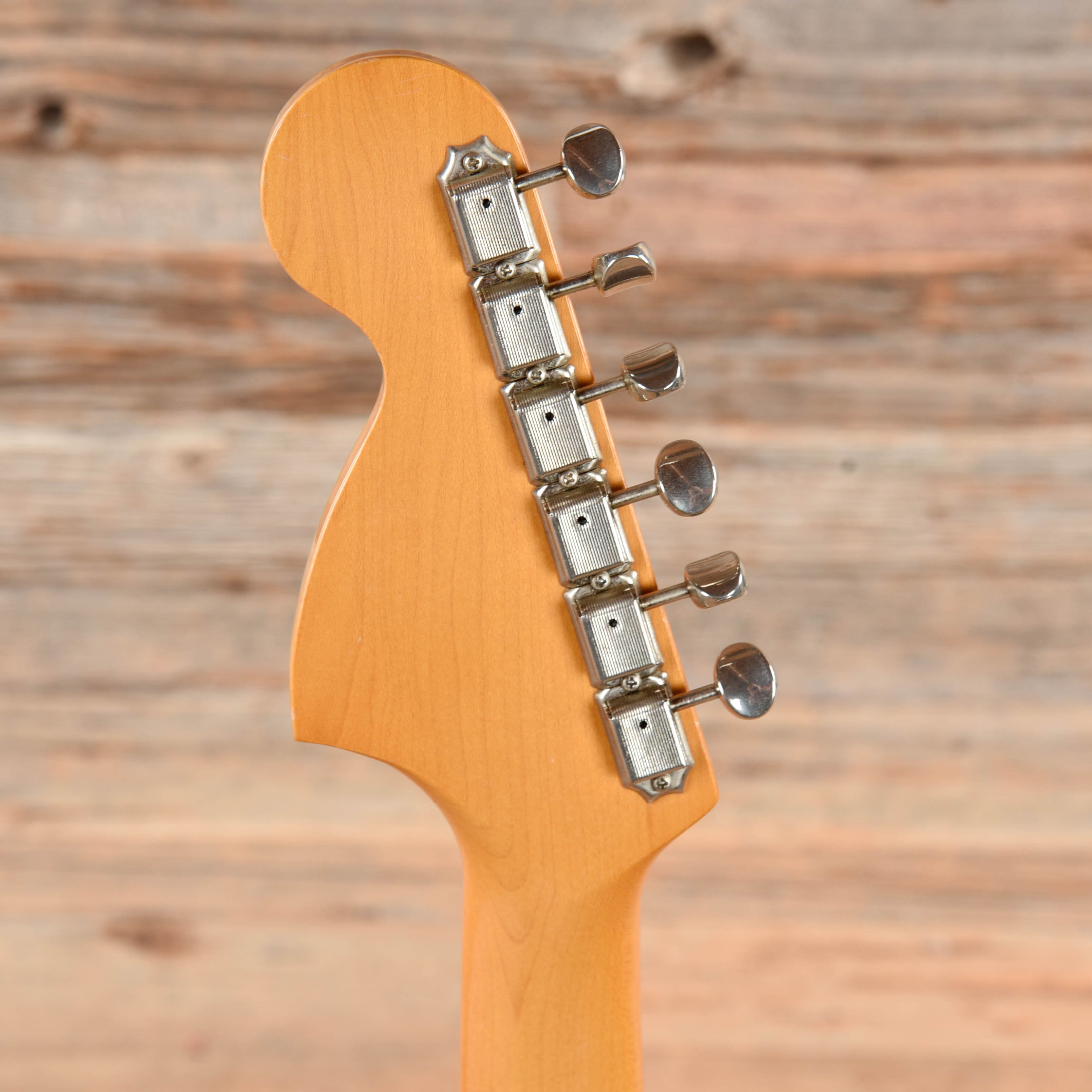Fender Stratocaster Japan Atnique White Electric Guitars / Solid Body