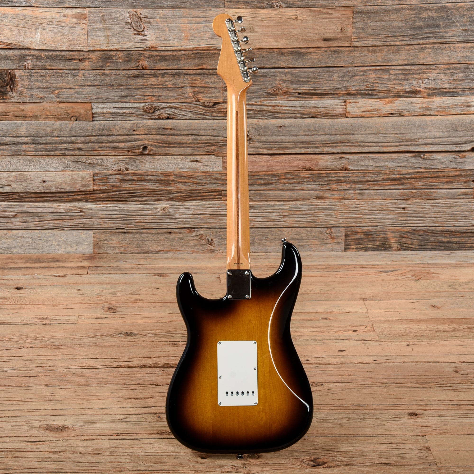 Fender Stratocaster Japan Sunburst 1990 – Chicago Music Exchange