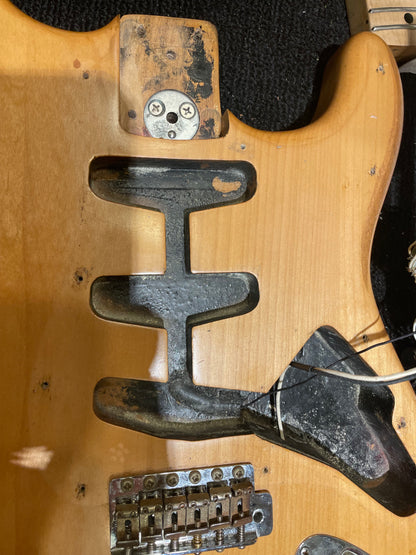 Fender Stratocaster Natural 1973 Electric Guitars / Solid Body