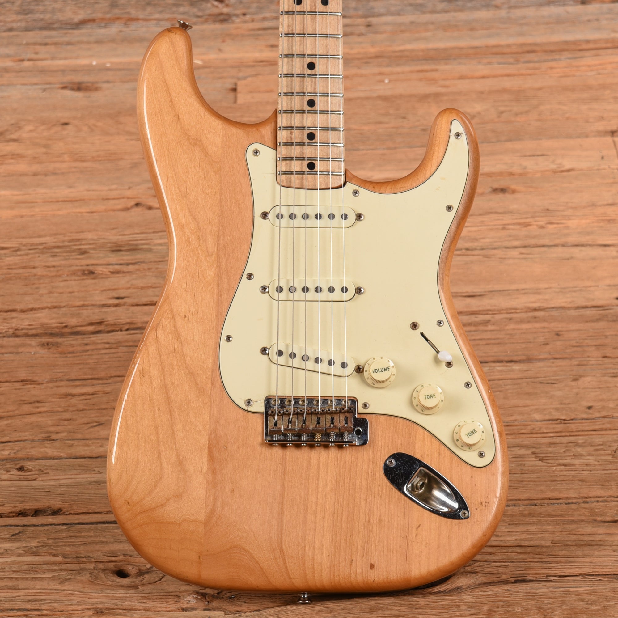 Fender Stratocaster Natural 1973 Electric Guitars / Solid Body