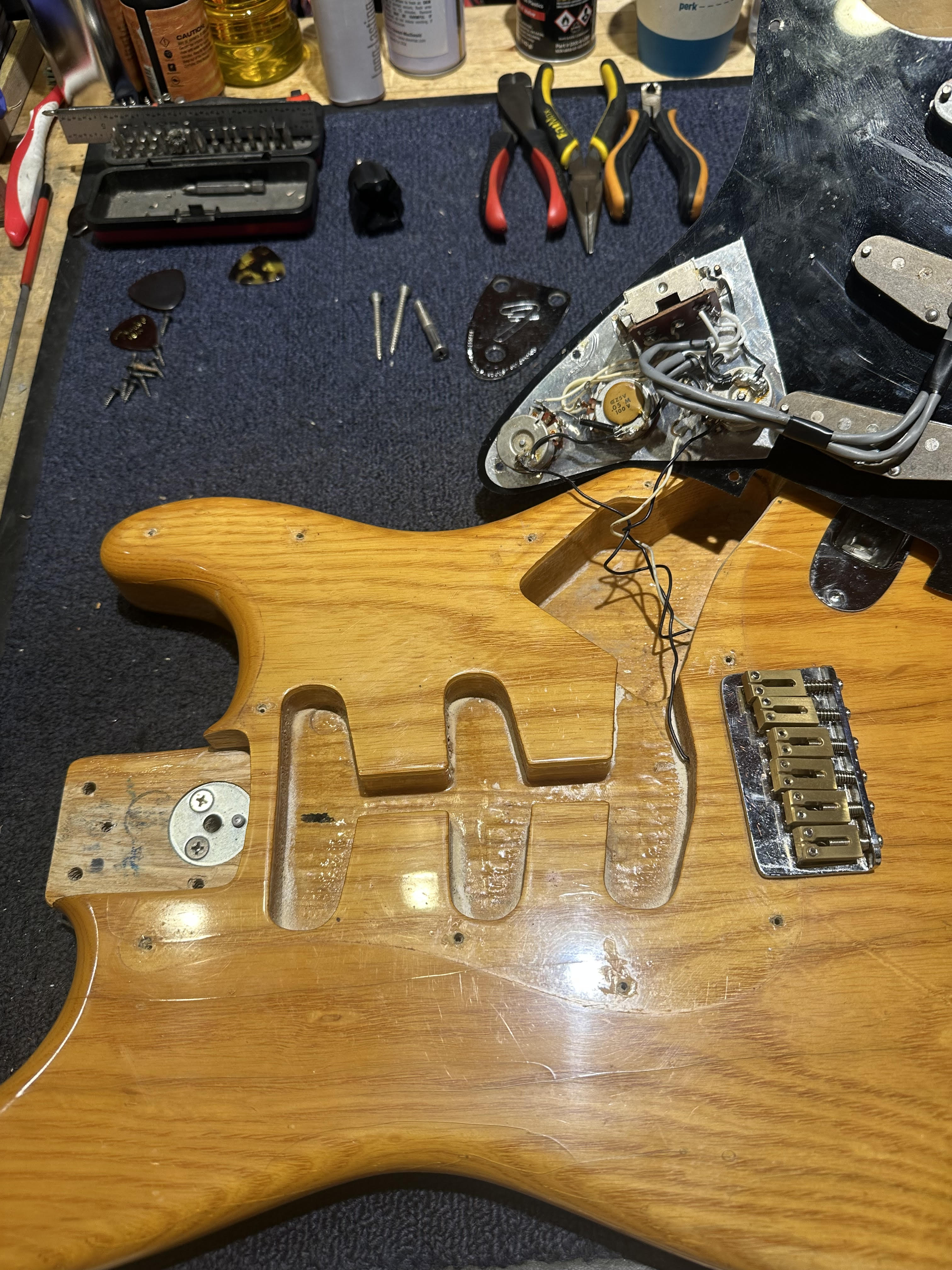 Fender Stratocaster Natural 1976 Electric Guitars / Solid Body