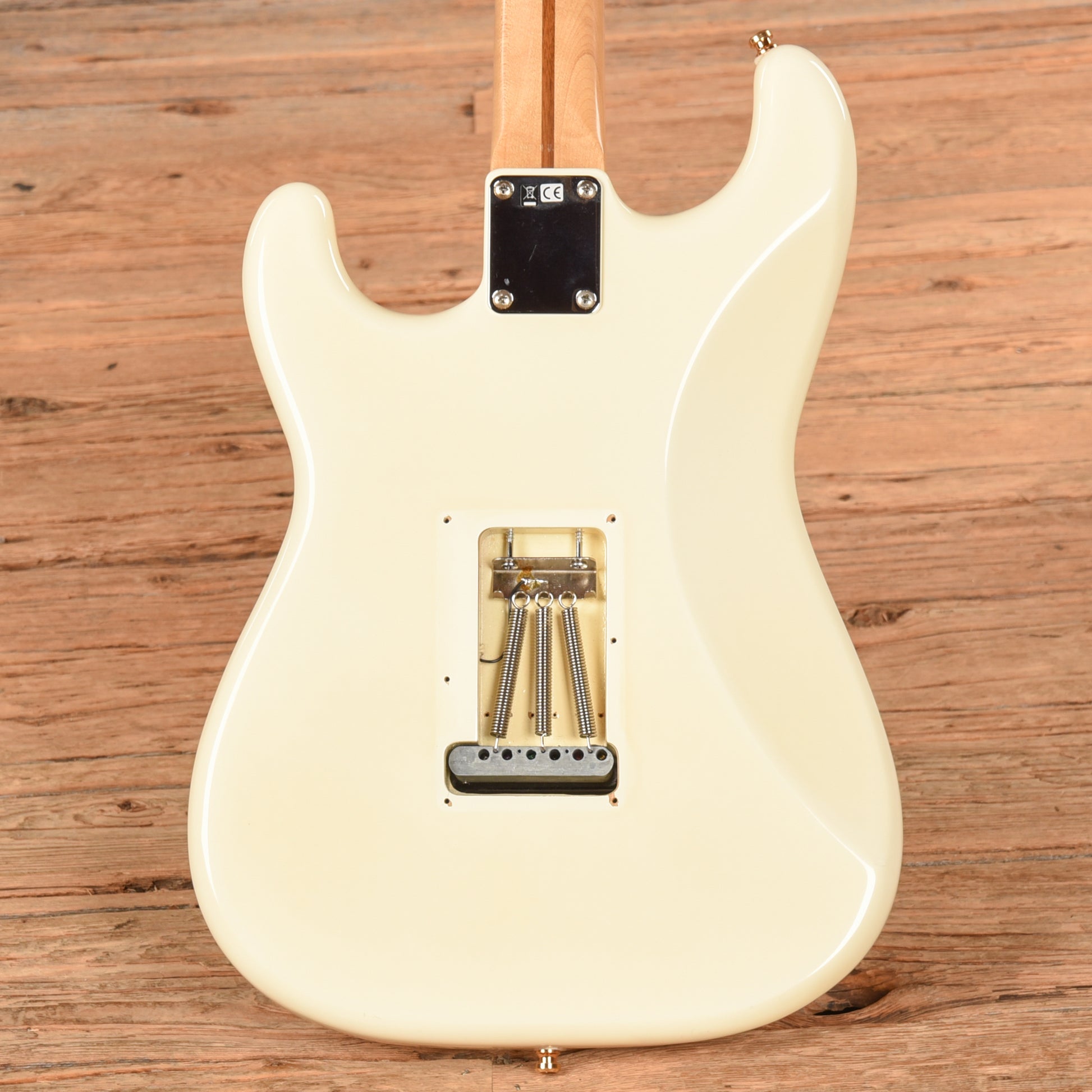 Fender Stratocaster Neck w/Unknown Body White Electric Guitars / Solid Body