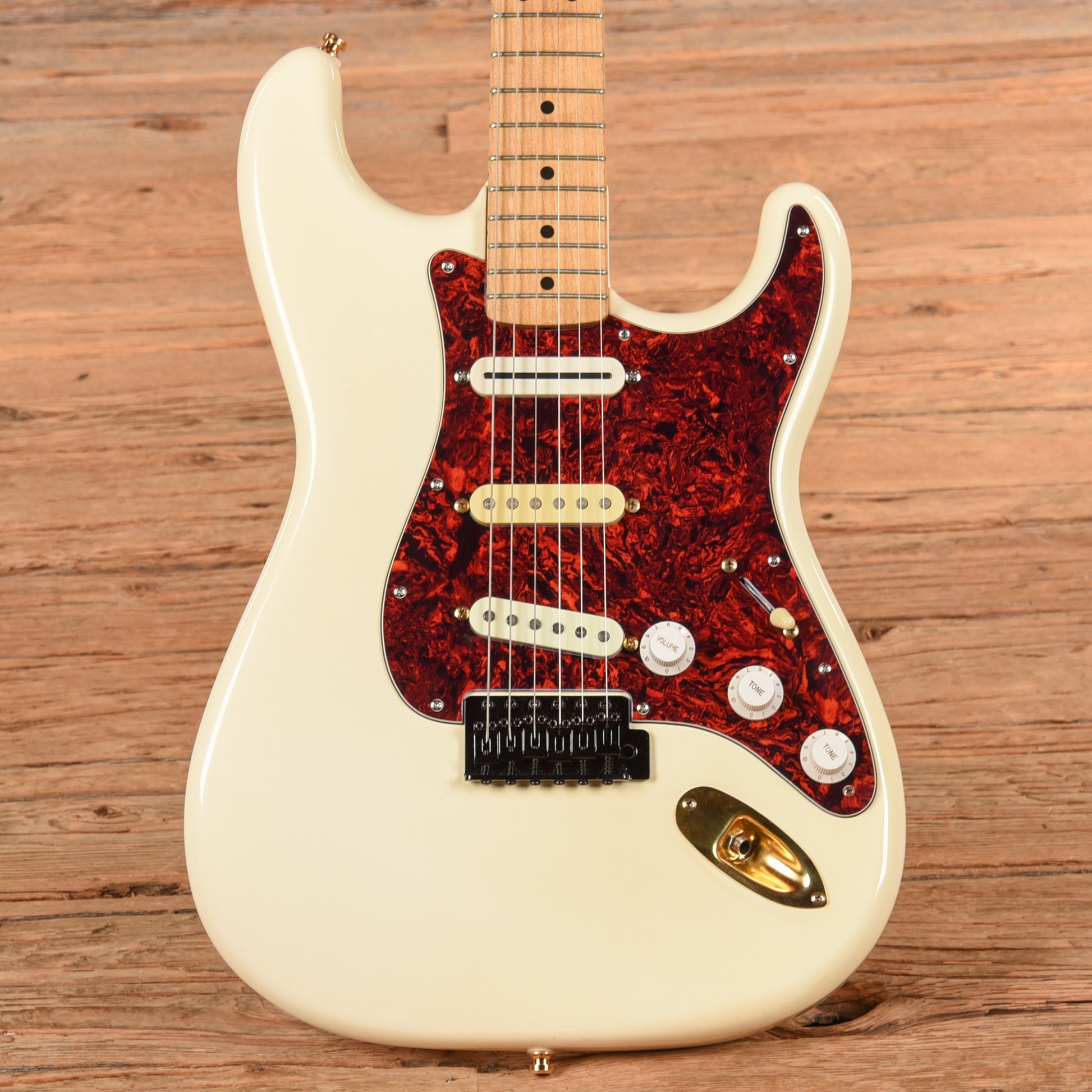 Fender Stratocaster Neck w/Unknown Body White Electric Guitars / Solid Body