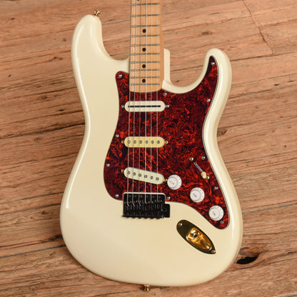 Fender Stratocaster Neck w/Unknown Body White Electric Guitars / Solid Body