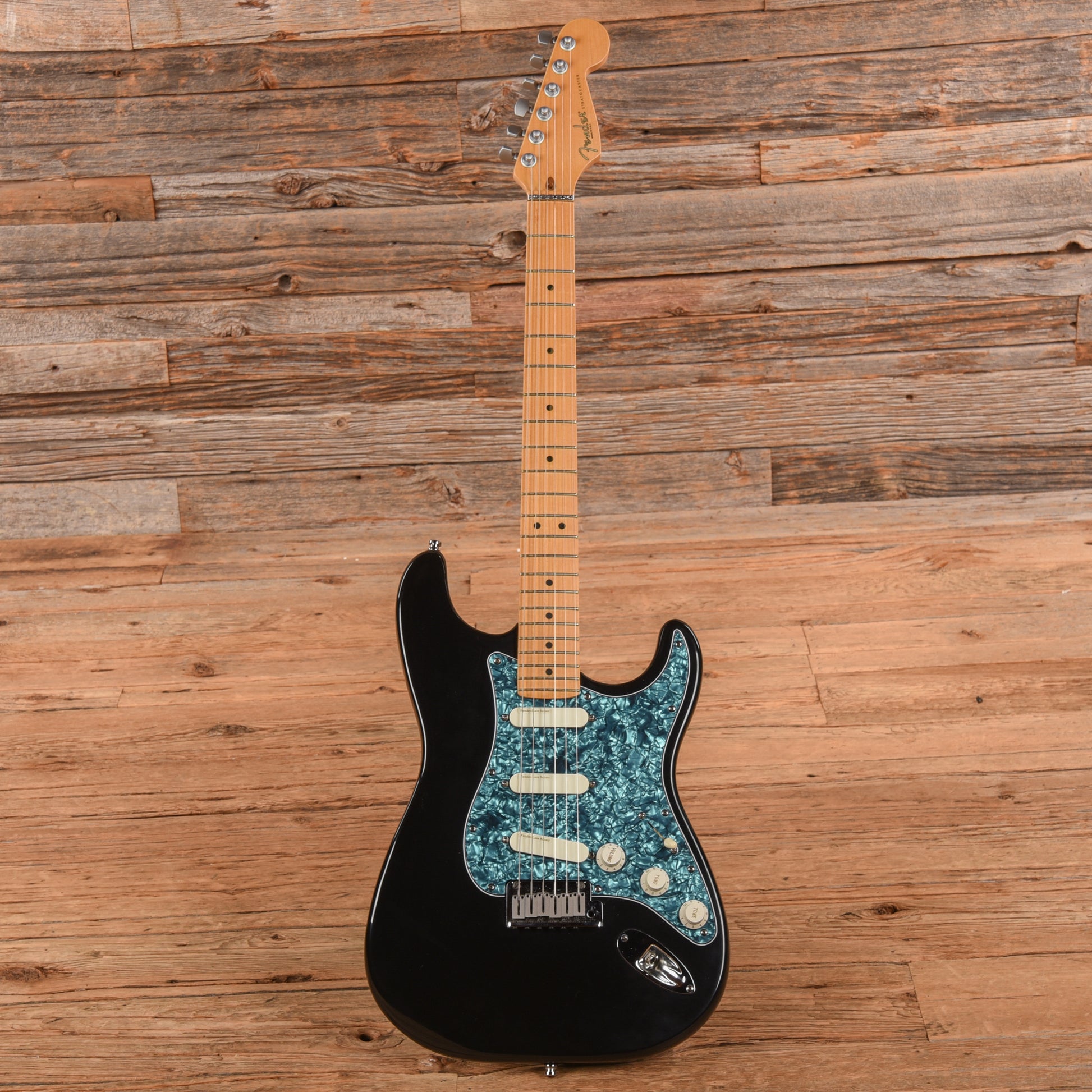Fender Stratocaster Plus Black 1996 Electric Guitars / Solid Body