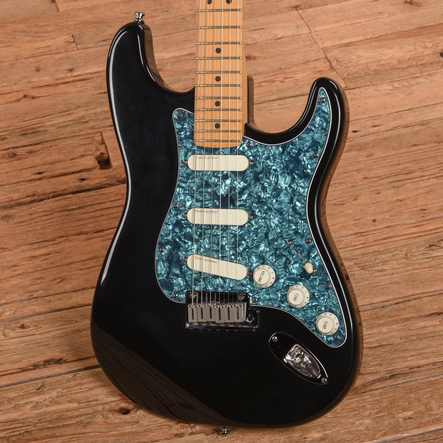 Fender Stratocaster Plus Black 1996 Electric Guitars / Solid Body