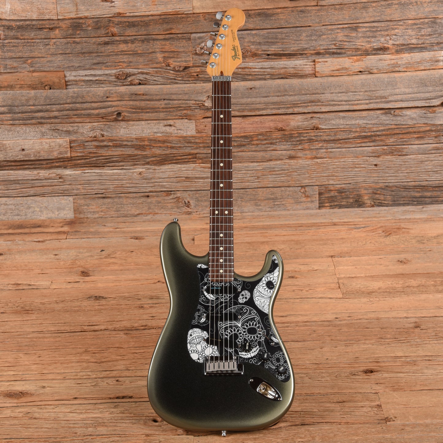 Fender Stratocaster Plus Black Pearl Dust 1990 Electric Guitars / Solid Body